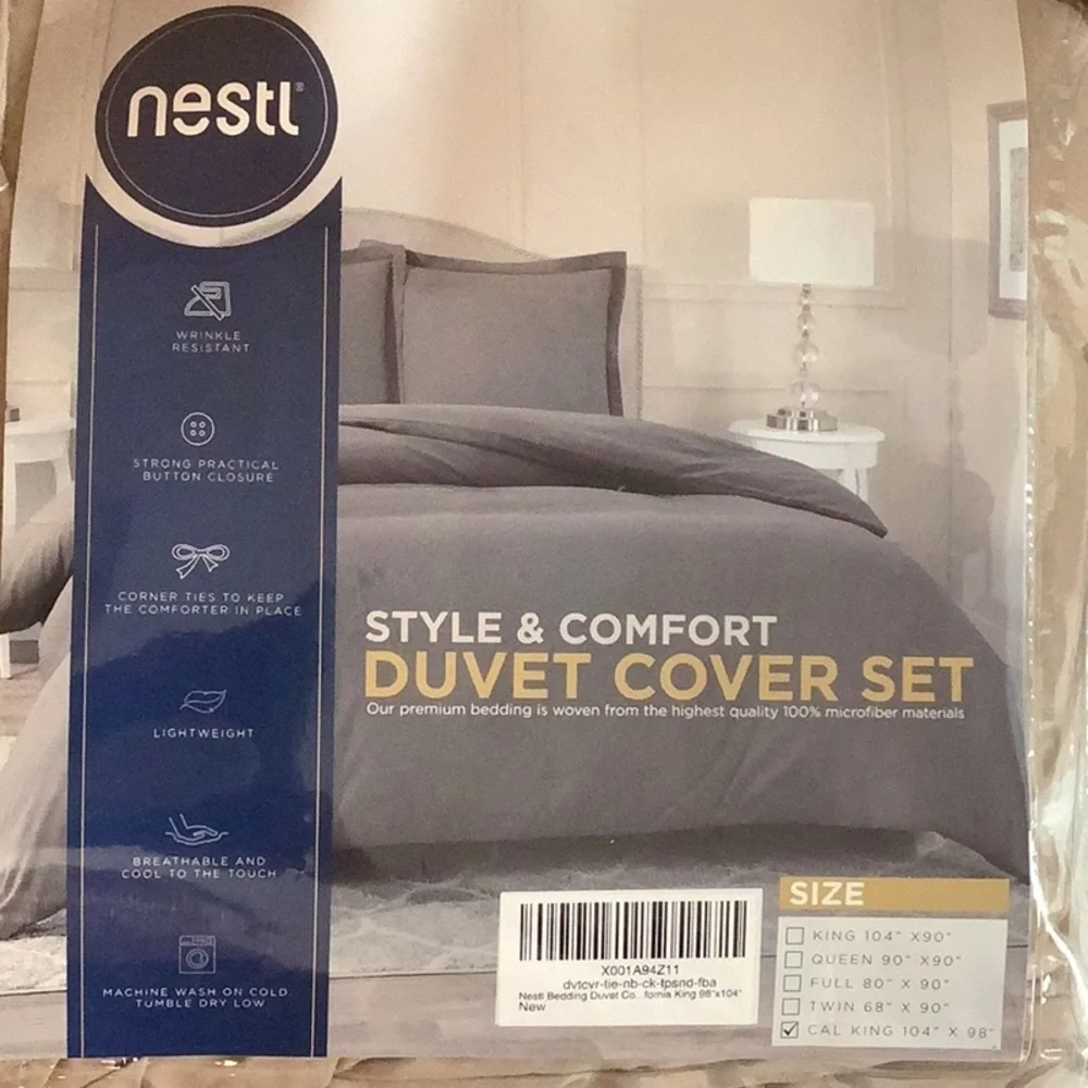 Nestl Style & Comfort Duvet Cover Set Cal King. Tan Duvet Cover Set. New In Pack